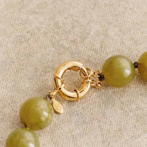Sezane Denae Necklace Green - Picture 3 of 3